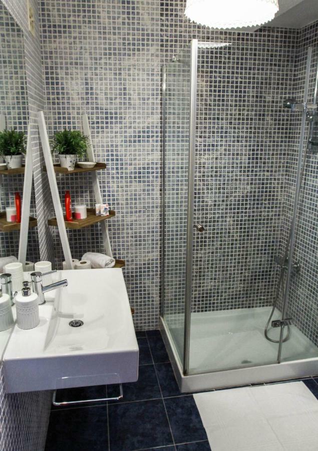 Cozy And Spacious Apartment In Graca, Lissabon Exterior foto
