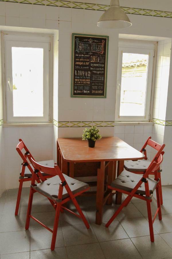 Cozy And Spacious Apartment In Graca, Lissabon Exterior foto